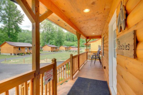 Cozy Bryson City Cabin on Tuck River with Fire Pit!